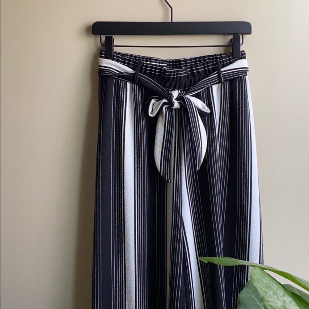 Anthropologie // flowy trouser
